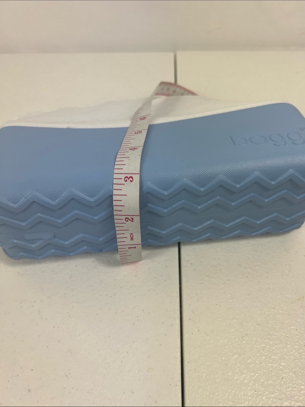 BOGG Makeup Bag Light Blue & White NWT - Picture 9 of 9
